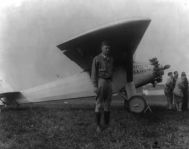 Charles Lindbergh Successfully Crosses the Atlantic Solo!